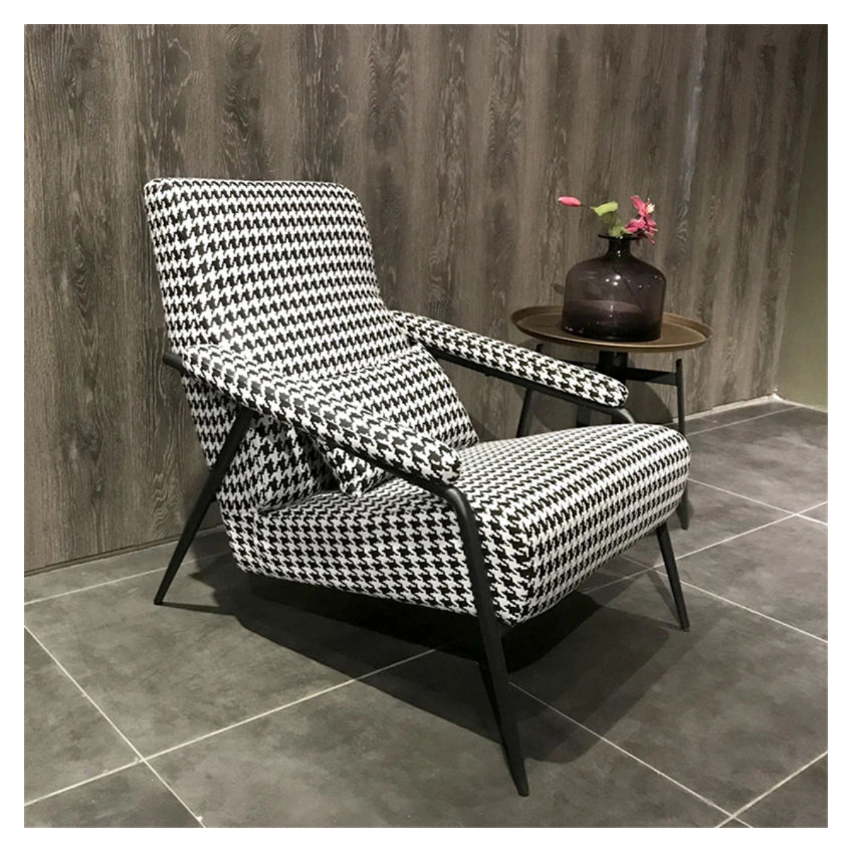 Checkmate Angular Lounge Chair
